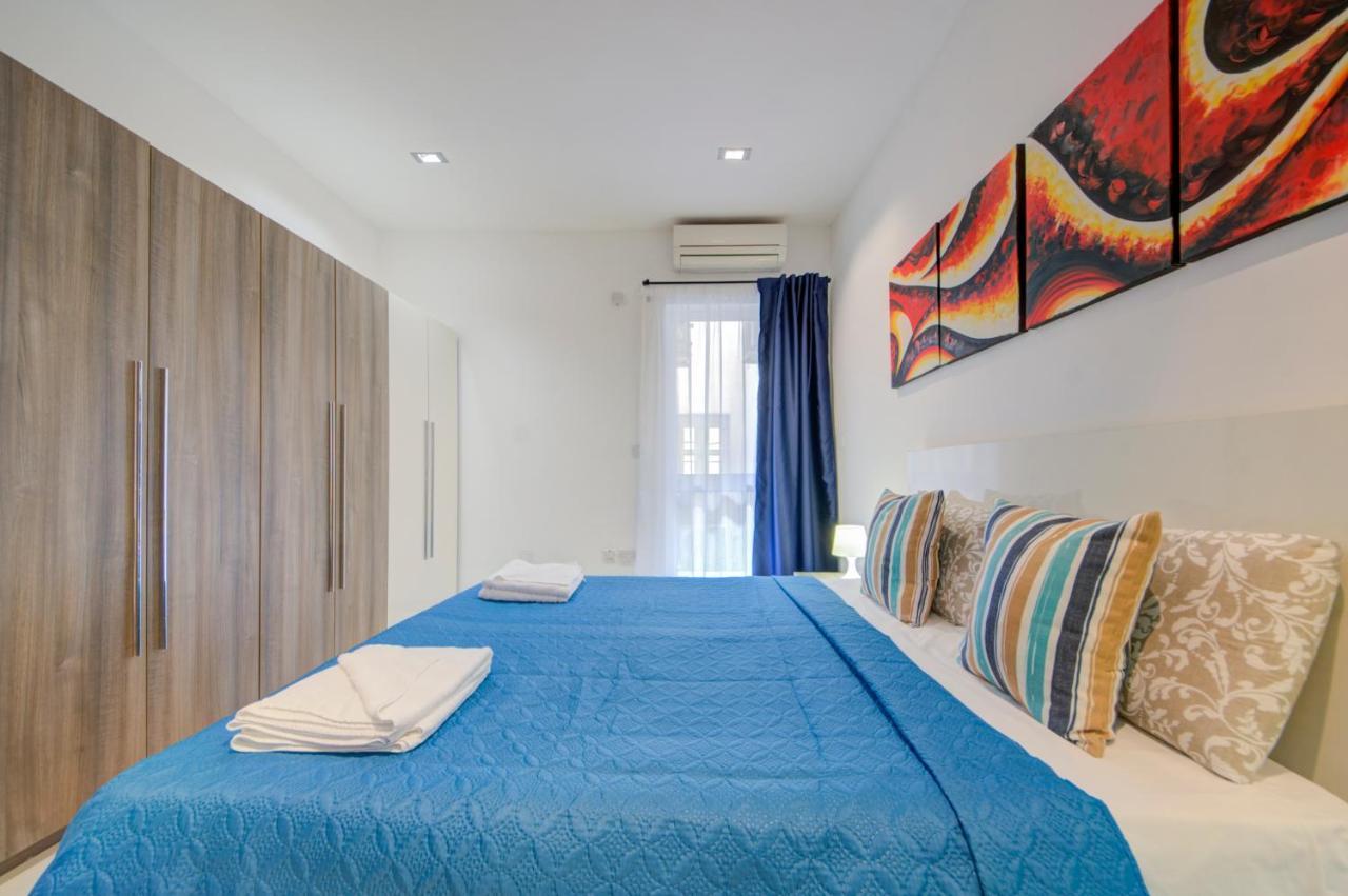 St Julians 2 Bedroom Apartment With Commanding Seaviews By Shortletsmalta Saint Julian's 外观 照片